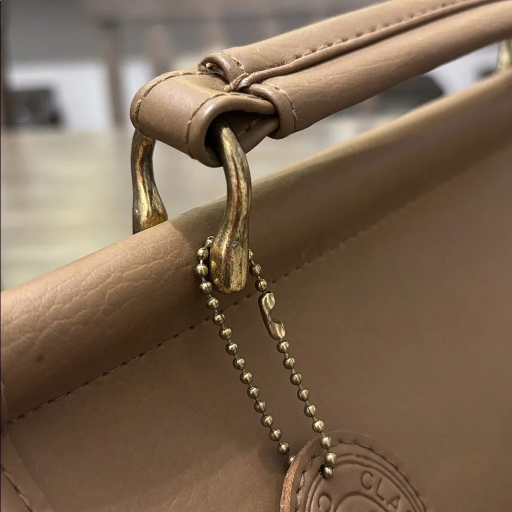 Classic Collection Handbag - Picture 6 of 6